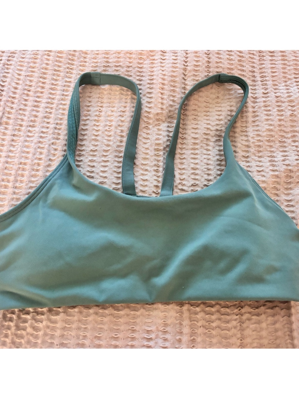 Vuori Yosemite Sports Bra - Picture 2 of 3